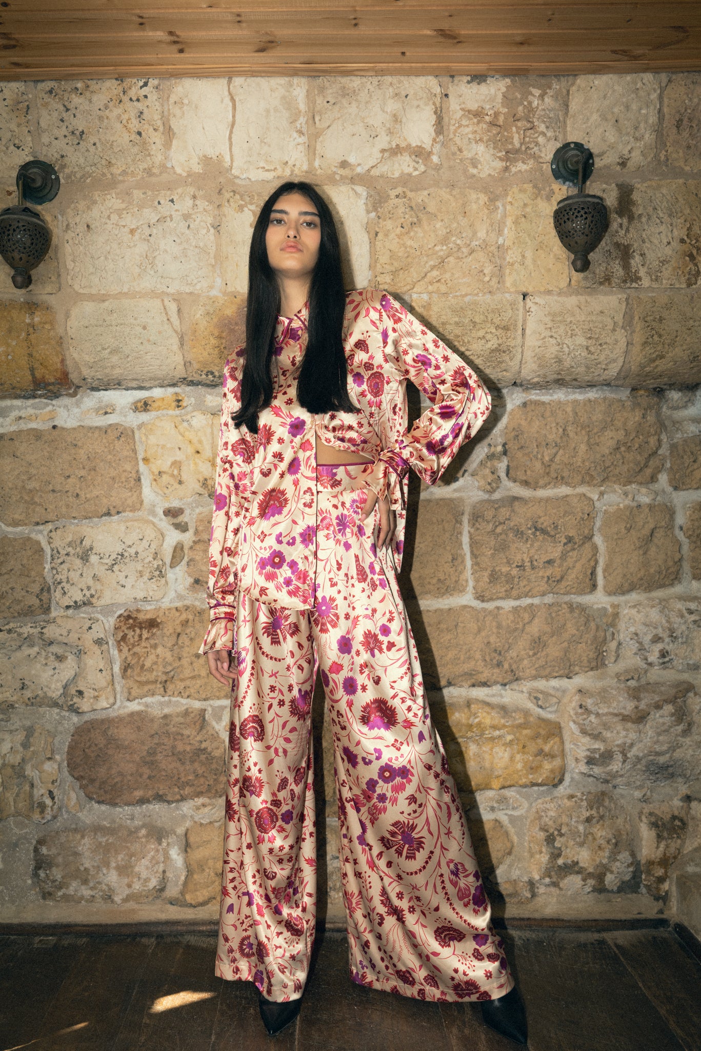 SABINA MUSAYEV - paisley_print_on_satin_ivory