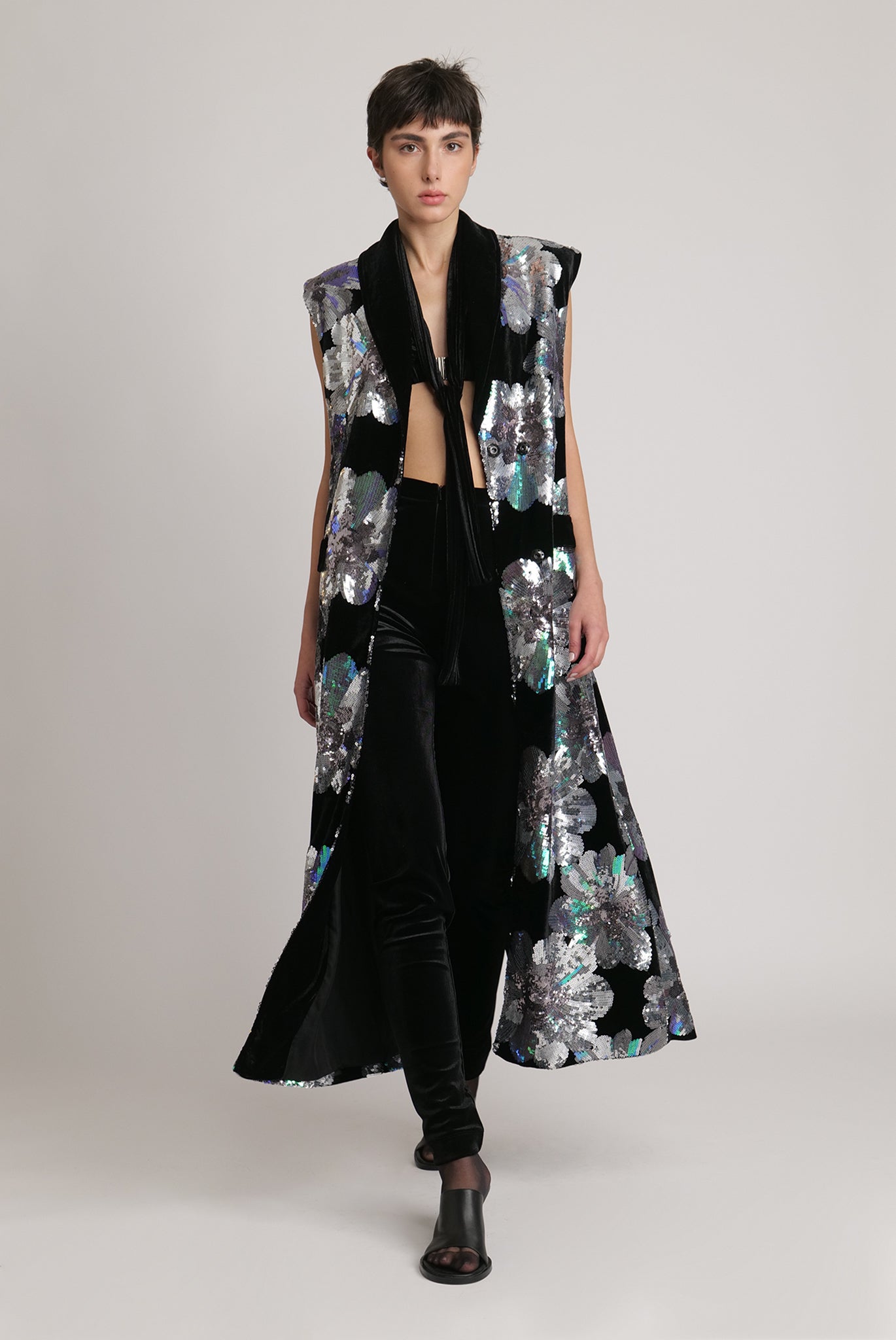 SABINA MUSAYEV - flora_sequins_on_velvet_multi_silver_fw_23_24