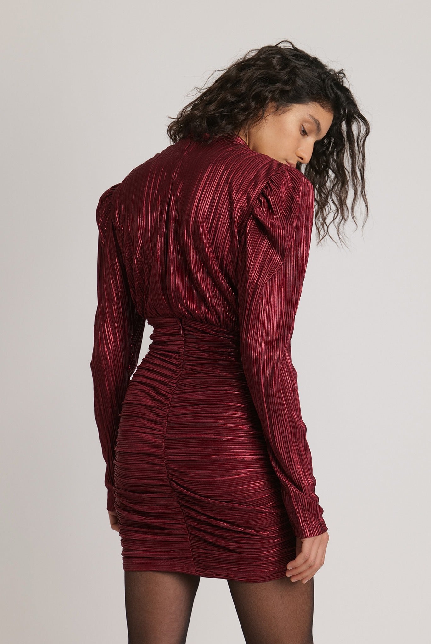 SABINA MUSAYEV - pleated_knit_w_foil_ruby_wine_fw_23_24