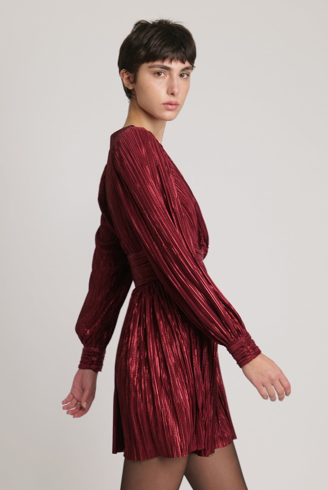 SABINA MUSAYEV - pleated_knit_w_foil_ruby_wine_fw_23_24