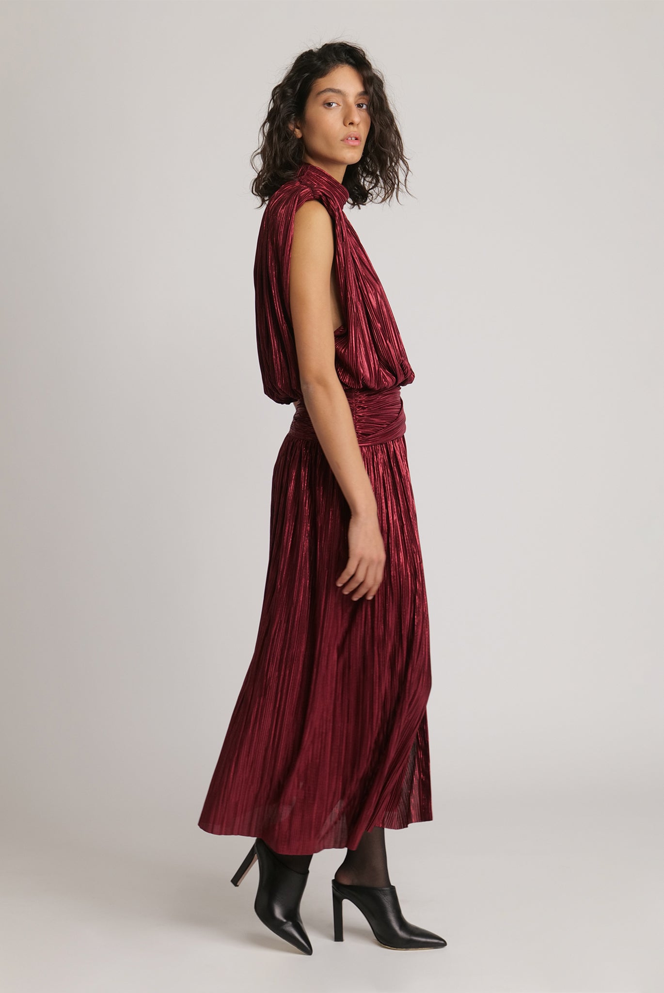 SABINA MUSAYEV - pleated_knit_w_foil_ruby_wine_fw_23_24