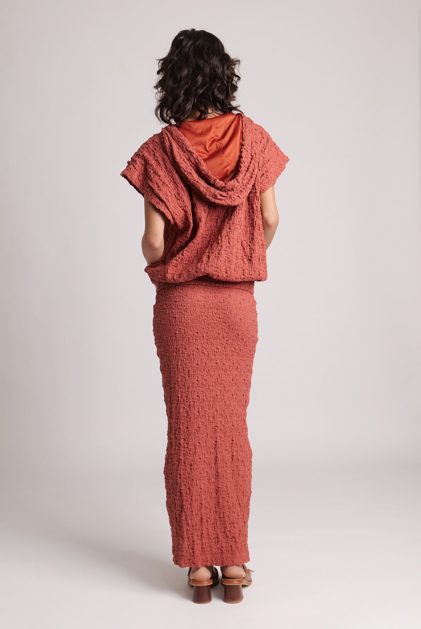 SABINA MUSAYEV - crinkled_knit_red_clay_23_24