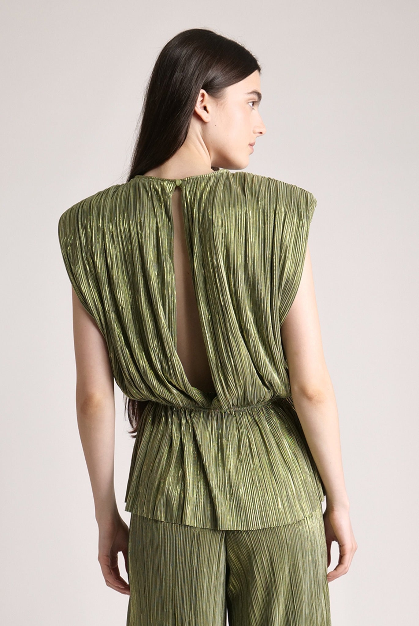 SABINA MUSAYEV - pleated_knit_w_foil_olive_green_spring_24