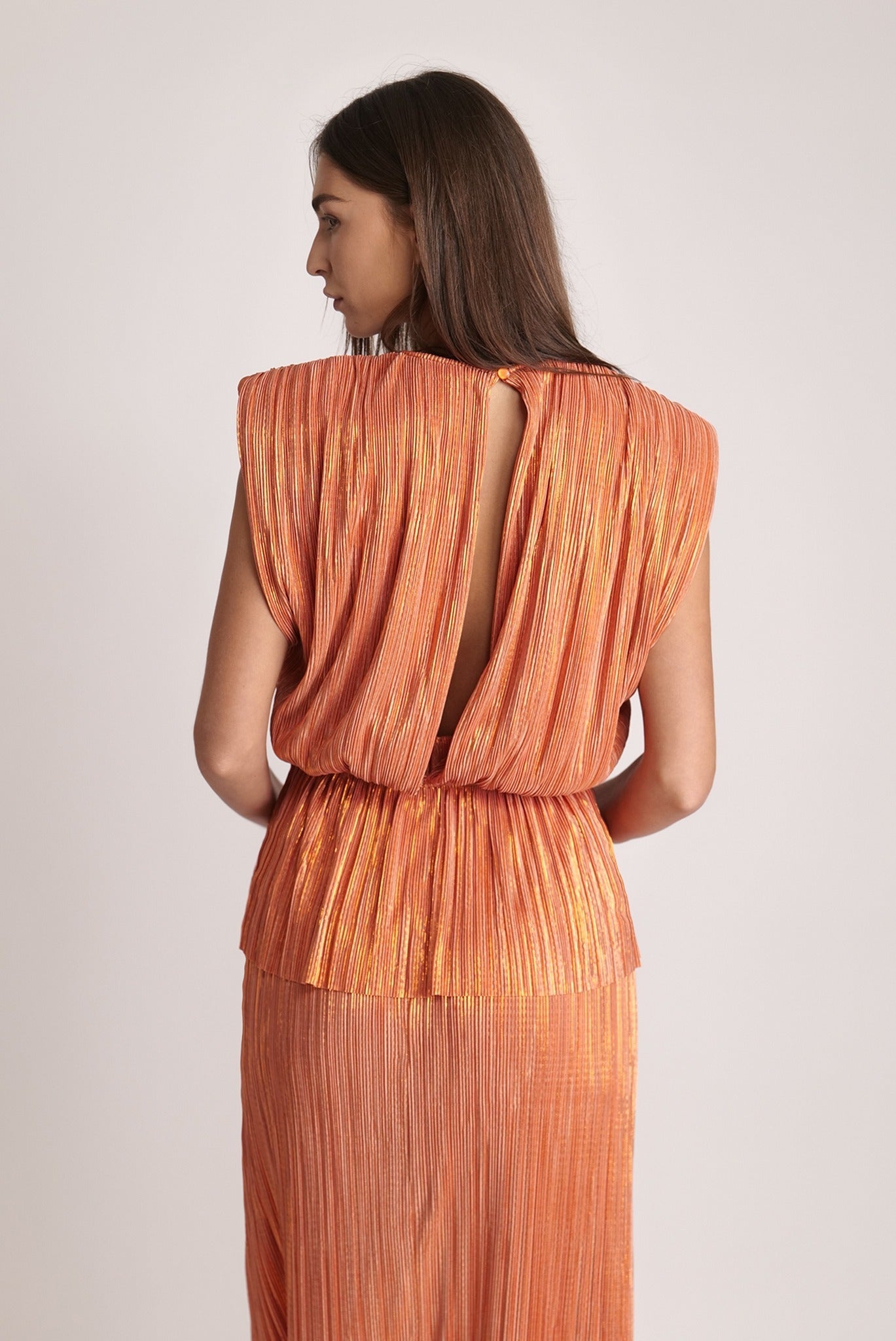 SABINA MUSAYEV - pleated_knit_w_foil_orange_spring_24