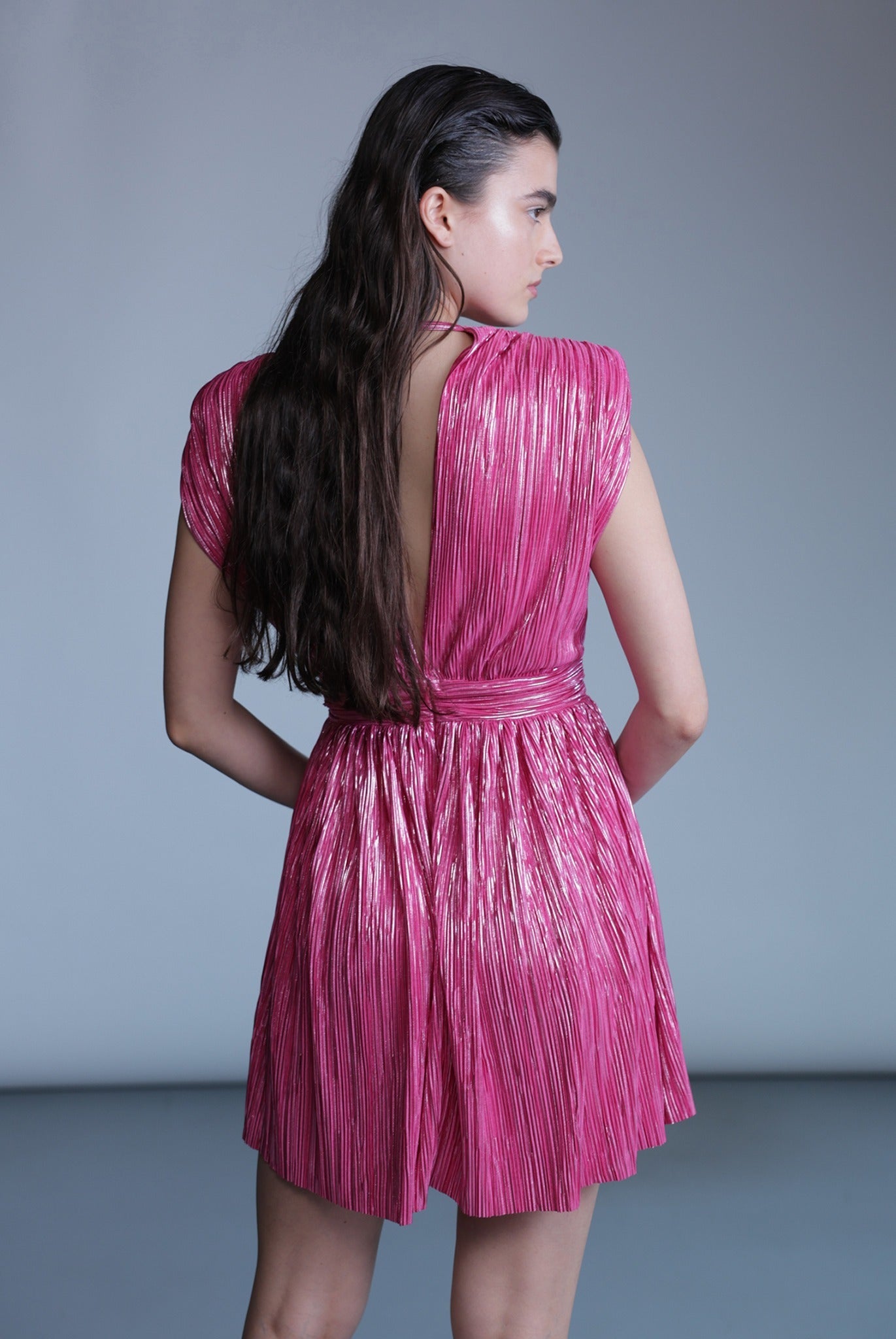 SABINA MUSAYEV - pleated_knit_w_foil_raspberry_pre_fall_24_25