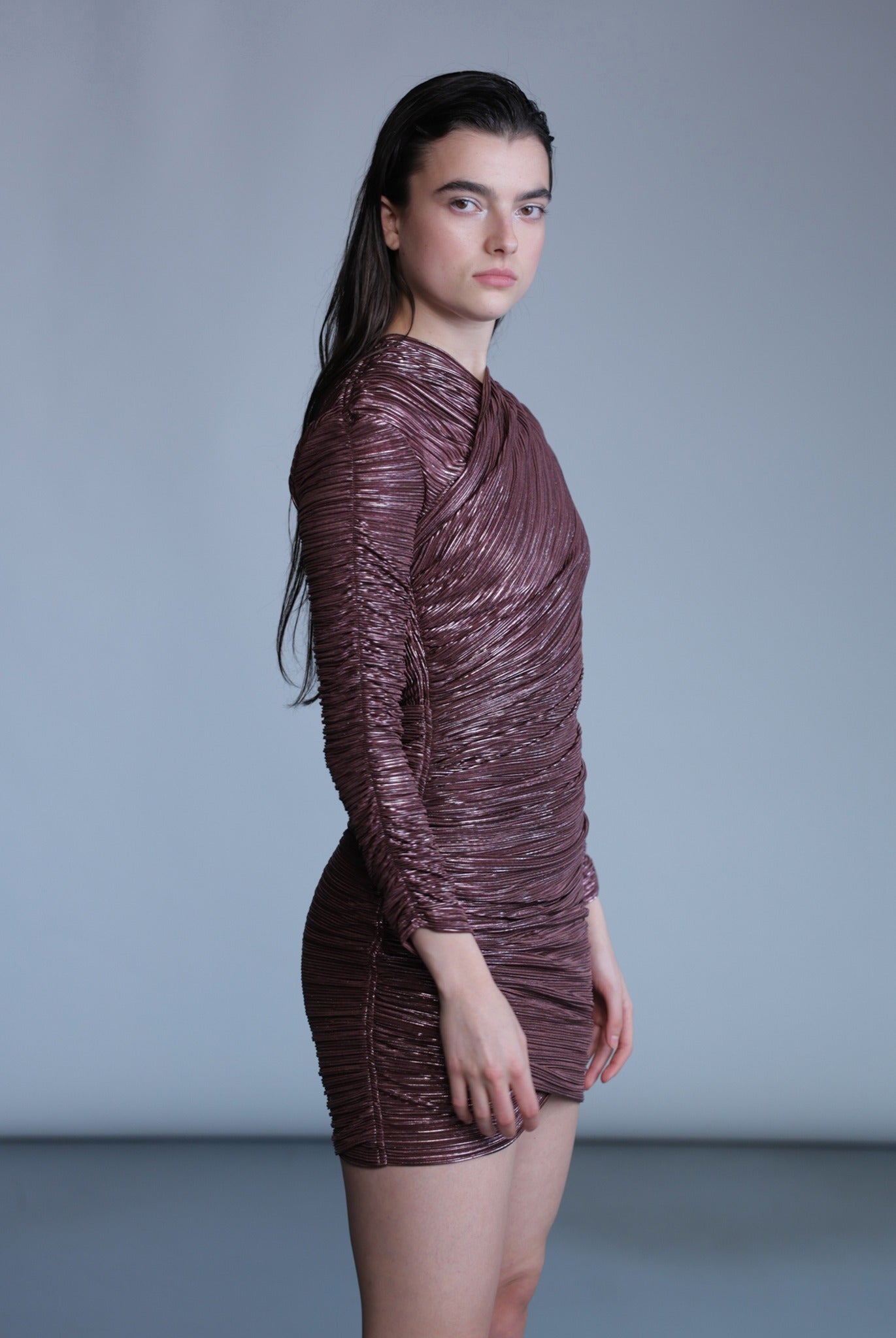 SABINA MUSAYEV - pleated_knit_w_foil_bitter_chocolate_pre_fall_24_25