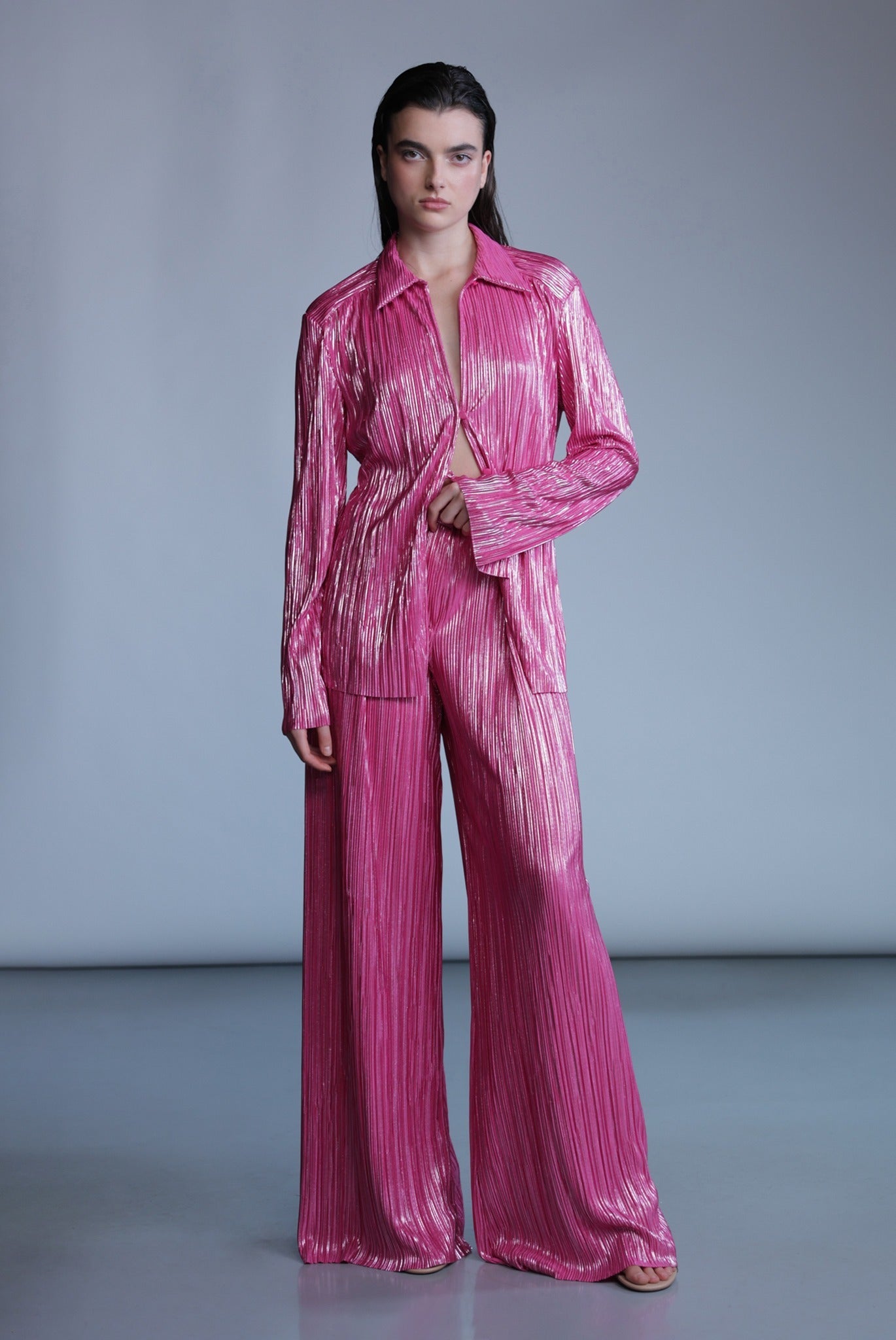 SABINA MUSAYEV - pleated_knit_w_foil_raspberry_pre_fall_24_25