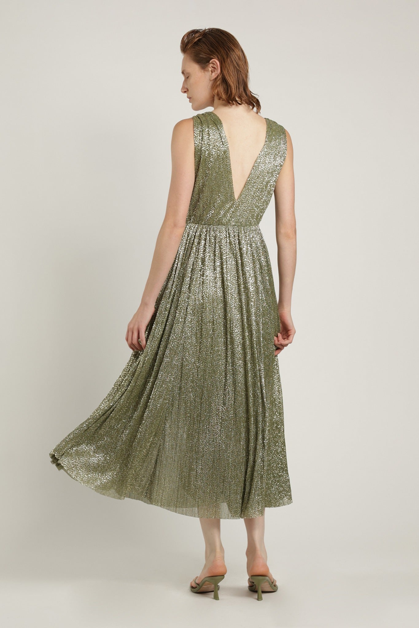 SABINA MUSAYEV - pleated_knit_w_speckled_foil_olive_green_summer_24