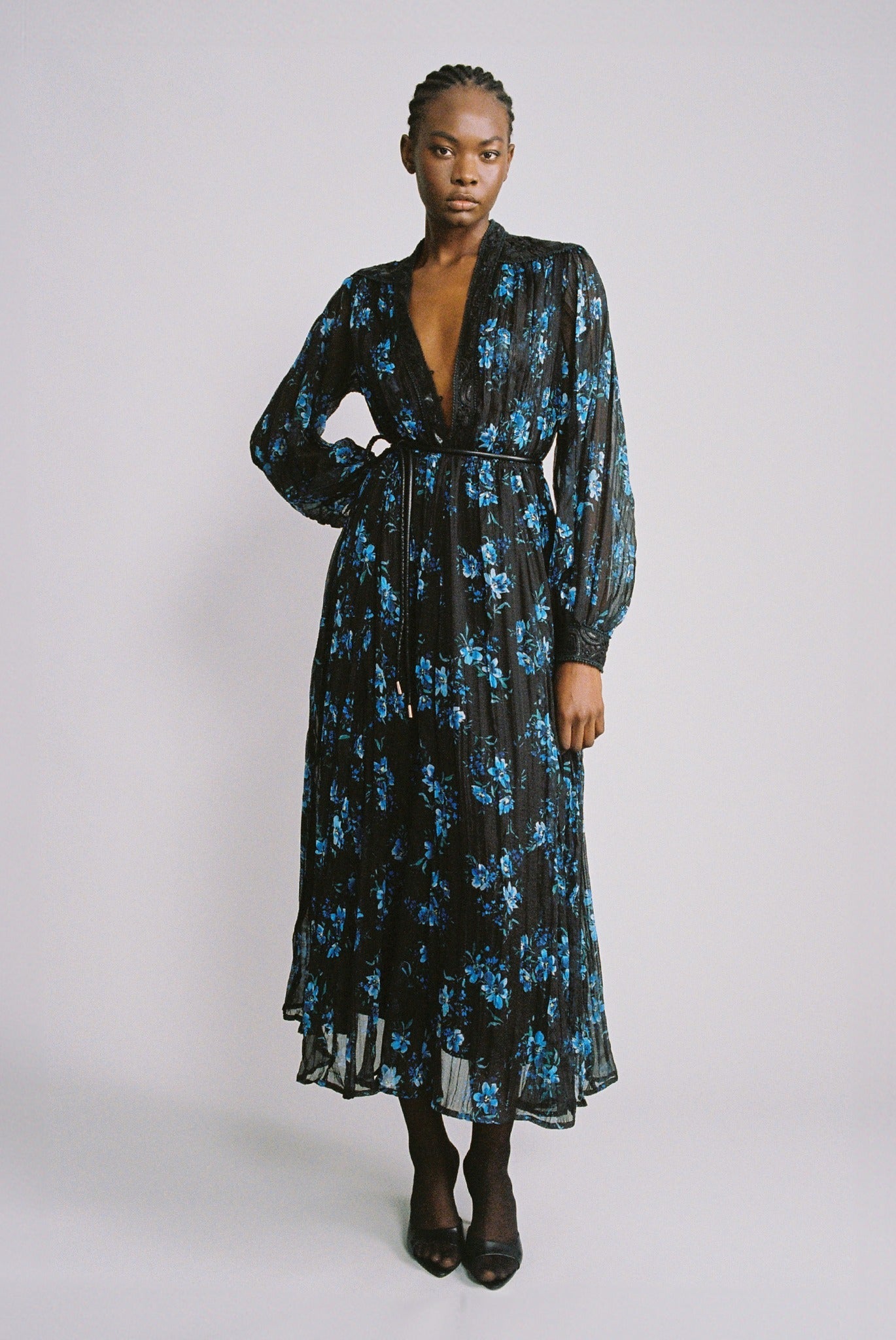 SABINA MUSAYEV - floral_print_on_crinkled_chiffon_black_print_fw_24_25