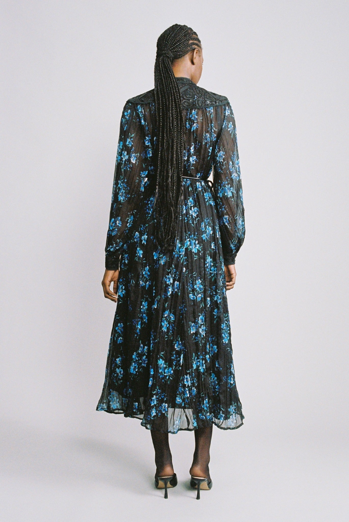 SABINA MUSAYEV - floral_print_on_crinkled_chiffon_black_print_fw_24_25