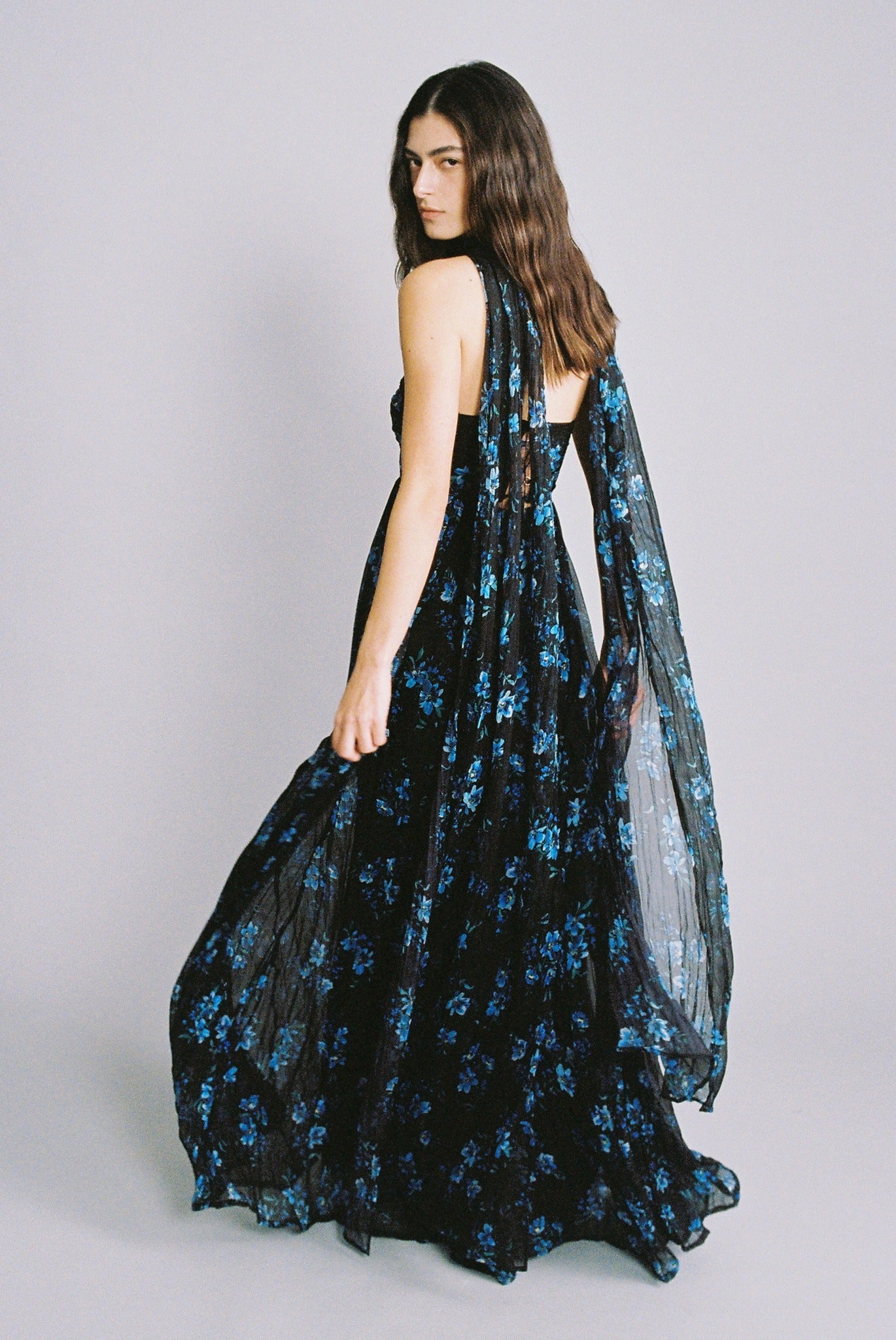 SABINA MUSAYEV - floral_print_on_crinkled_chiffon_black_print_fw_24_25