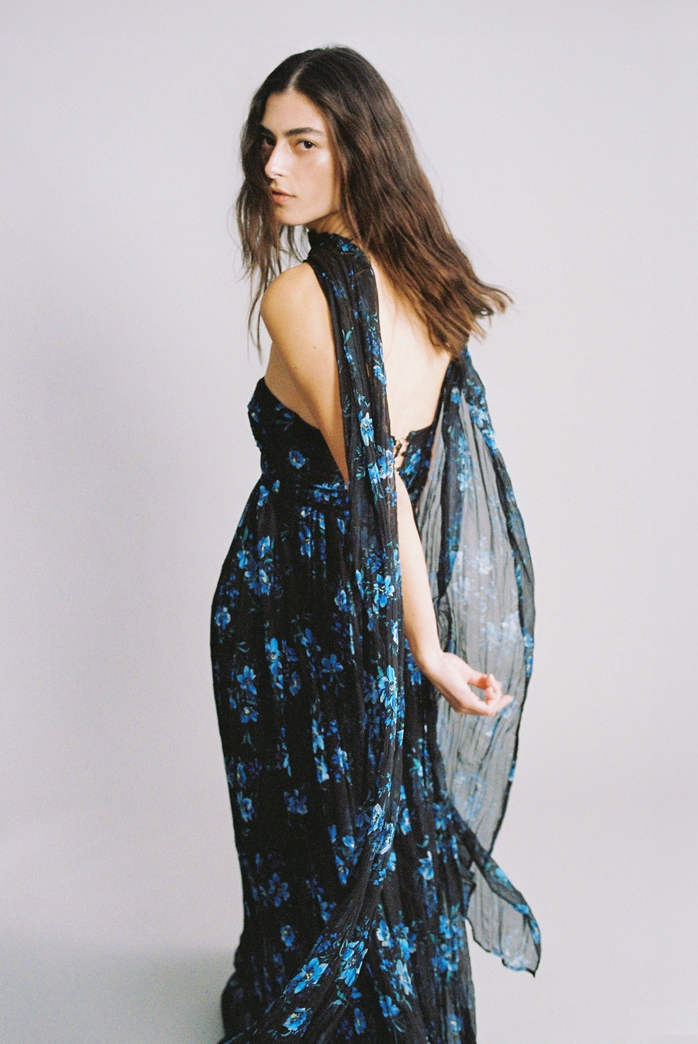 SABINA MUSAYEV - floral_print_on_crinkled_chiffon_black_print_fw_24_25